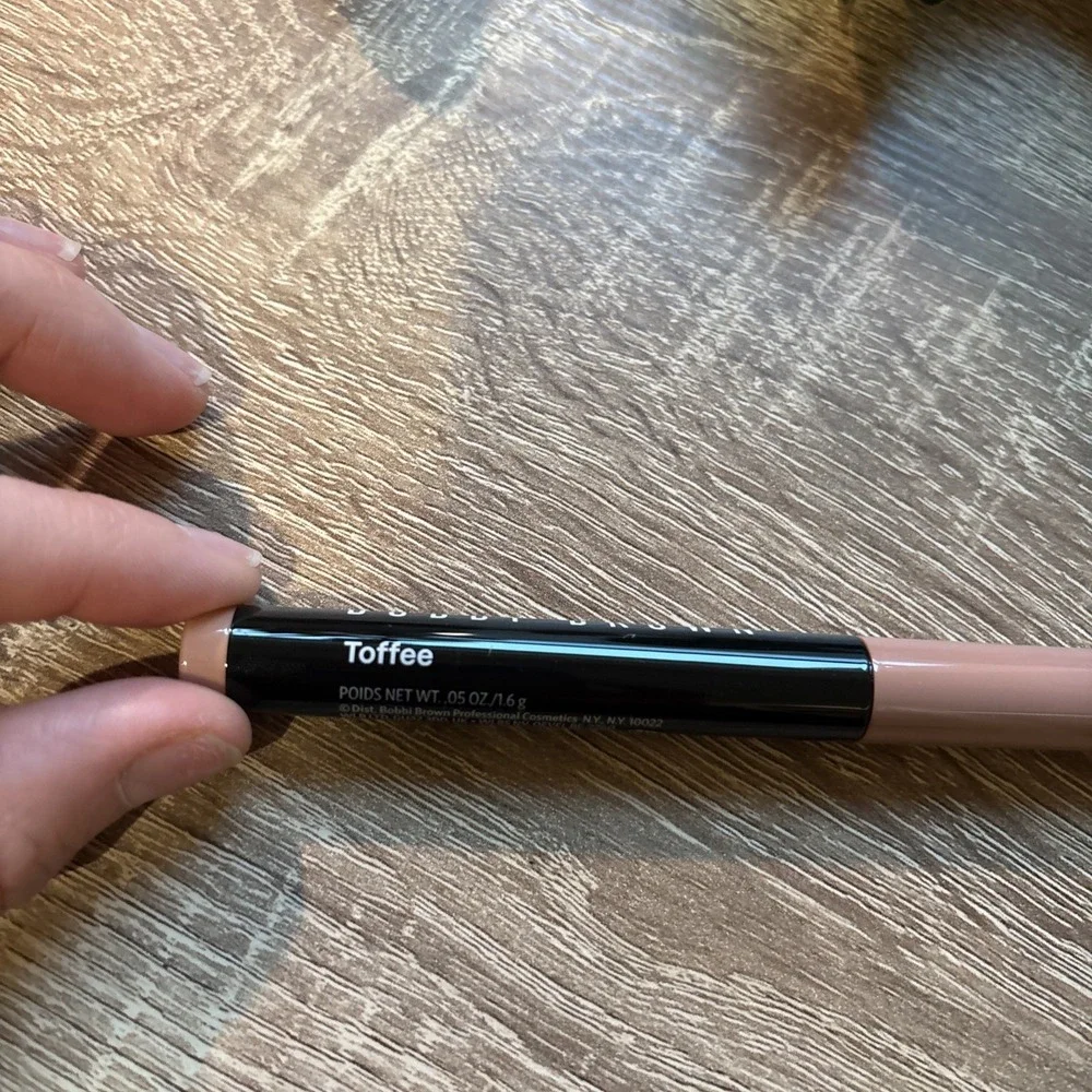 Bobbi Brown bobbi brown